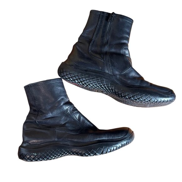 Vintage 1999 Prada Linea Rossa square-toe chelsea boots - Picture 9 of 9